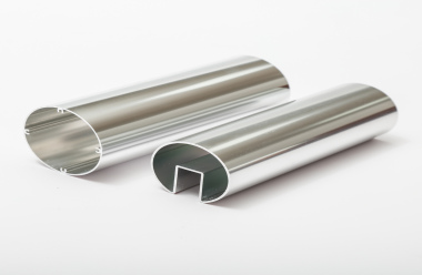 ¿Por qué los perfiles de aluminio pulido son tan caros?